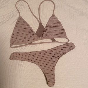 Acacia brand new shaka top & hookipa bottom